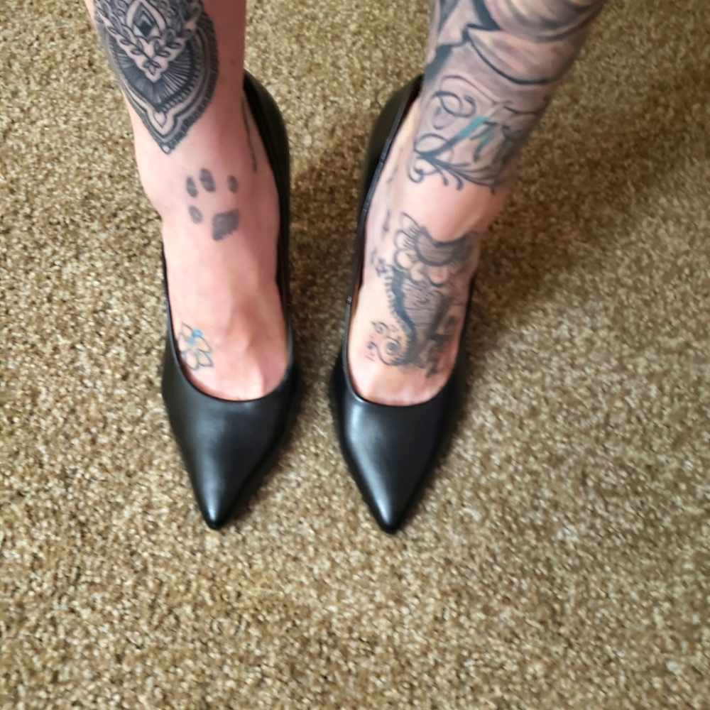 High heels black